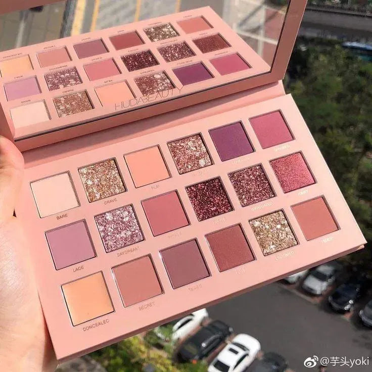 Metallic Pink Makeup Kit 24Hr Glowy Coverage
